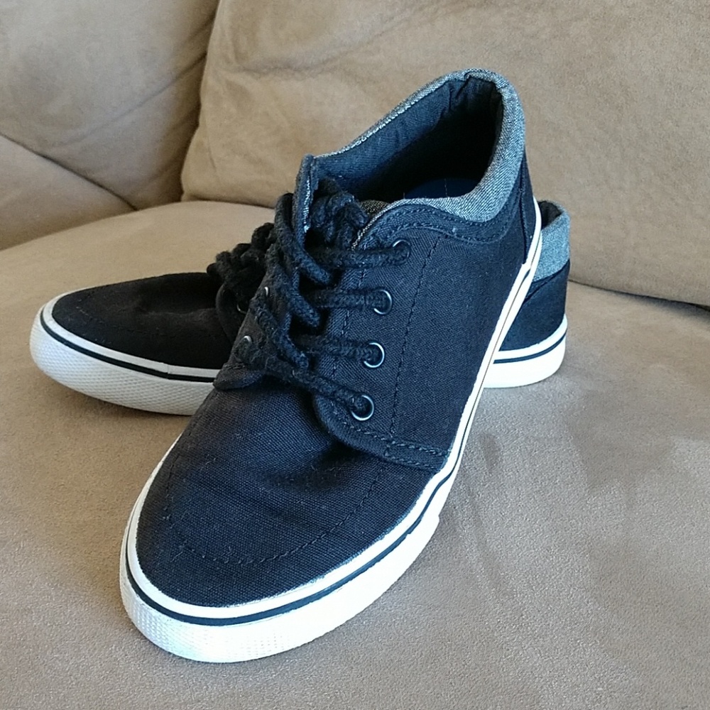 Cat & Jack Canvas Shoes